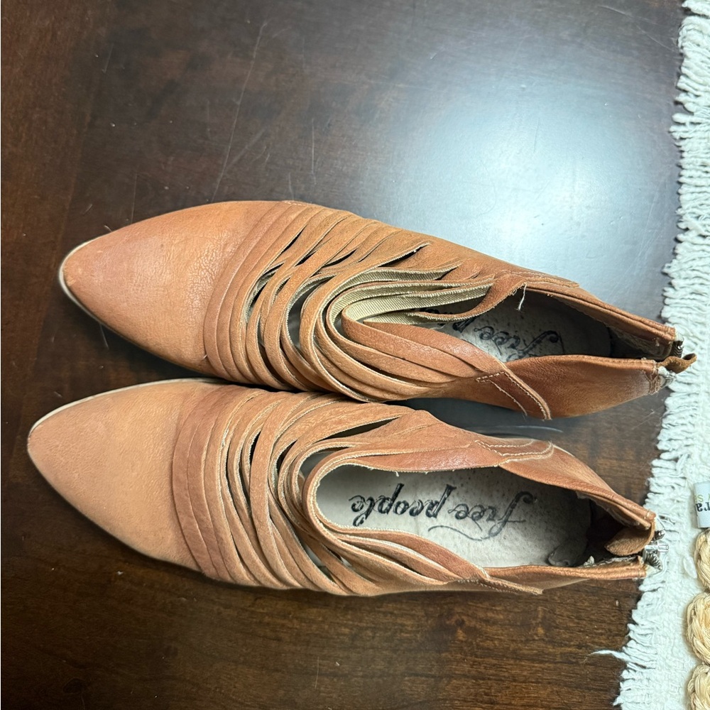 Free People Lost Valley Tan Leather Ankle Boots Sz 6